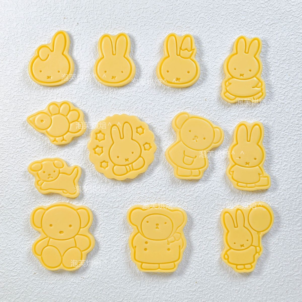Kitchen Appliances Baking - Cetakan Kue Tekan 3D Lucu dengan